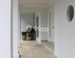 Ready to Use! Luxury House LT 300m2 Desain Elegan di BSD Ready to Use! Luxury House LT 300m2 Desain Elegan di BSD