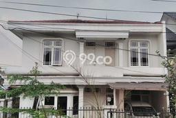 Rumah Luas Asri 4 KT Siap Huni di Bintaro Tangerang Selatan Rumah Luas Asri 4 KT Siap Huni di Bintaro Tangerang Selatan