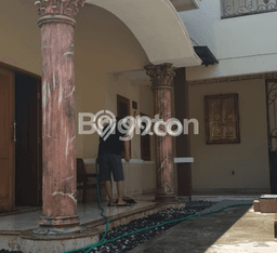 Rumah Strategis di Waru, Sidoarjo, Luas 288m² Bangunan 206m² - HARGA NEGO! Rumah Strategis di Waru, Sidoarjo, Luas 288m² Bangunan 206m² - HARGA NEGO!
