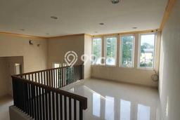Disewakan Rumah Murah di Grand Wisata Bekasi dengan 3 KT Disewakan Rumah Murah di Grand Wisata Bekasi dengan 3 KT