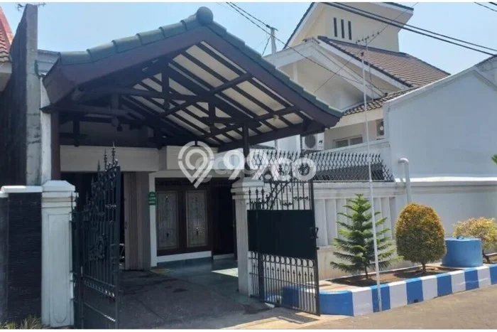 For Sale Rumah 3 Kamar Lokasi Strategis Nyaman dan Strategis di Sidoarjo For Sale Rumah 3 Kamar Lokasi Strategis Nyaman dan Strategis di Sidoarjo