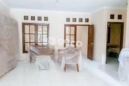 Lokasi strategis! Rumah siap huni disewakan di Lippo Cikarang LB 150m2 Lokasi strategis! Rumah siap huni disewakan di Lippo Cikarang LB 150m2