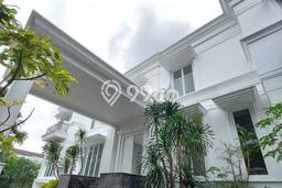 Dijual Rumah Mewah Exclusive di Kebayoran Lama, Jakarta Selatan Dijual Rumah Mewah Exclusive di Kebayoran Lama, Jakarta Selatan
