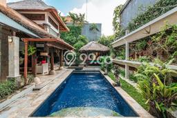 Hunian Mewah LB 400m2 Siap Huni Desain Elegan di Seminyak, Badung Hunian Mewah LB 400m2 Siap Huni Desain Elegan di Seminyak, Badung