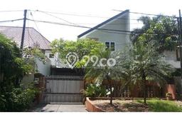 Rumah Minimalis LT 288m² Terawat di Kompleks Cluster Kebayoran Baru, Jakarta Selatan Rumah Minimalis LT 288m² Terawat di Kompleks Cluster Kebayoran Baru, Jakarta Selatan