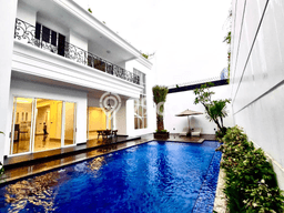 Jual Rumah Luas Elegan Dengan View Cantik di Pondok Indah, Jakarta Selatan Jual Rumah Luas Elegan Dengan View Cantik di Pondok Indah, Jakarta Selatan