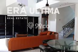 Rumah Mewah LB 400m2 Siap Huni Desain Elegan di Setra Sari, Bandung Rumah Mewah LB 400m2 Siap Huni Desain Elegan di Setra Sari, Bandung