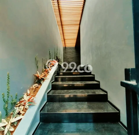 Ready to Use! Luxury House LT 801m2 Desain Modern di BSD Bukit Golf Ready to Use! Luxury House LT 801m2 Desain Modern di BSD Bukit Golf