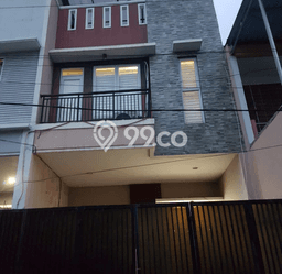 Rumah Disewakan Jakarta Barat LT 70m2 LB 150m2 Area Tanjung Duren Rumah Disewakan Jakarta Barat LT 70m2 LB 150m2 Area Tanjung Duren