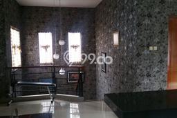 Rumah Lokasi Strategis area Cibubur, Bogor, LT 284m² LB 250m² Rumah Lokasi Strategis area Cibubur, Bogor, LT 284m² LB 250m²