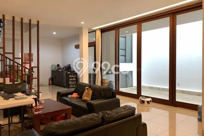 Ready to Use! Premium House LT 250m2 Desain Modern di Pluit Ready to Use! Premium House LT 250m2 Desain Modern di Pluit