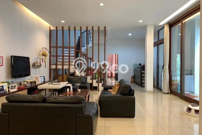 Ready to Use! Premium House LT 250m2 Desain Modern di Pluit Ready to Use! Premium House LT 250m2 Desain Modern di Pluit