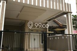 Rumah Strategis Modern Lb 200m2 di Pancoran Mas, Depok Rumah Strategis Modern Lb 200m2 di Pancoran Mas, Depok