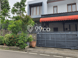 Dijual Hunian Rumah Terawat 4 KT di Kampung Ambon, Jakarta Timur Dijual Hunian Rumah Terawat 4 KT di Kampung Ambon, Jakarta Timur