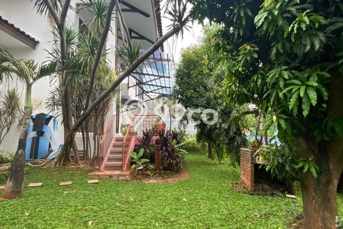 Rumah Sewa Jakarta Selatan LT 980m2 LB 350m2 Kawasan Kemang Rumah Sewa Jakarta Selatan LT 980m2 LB 350m2 Kawasan Kemang