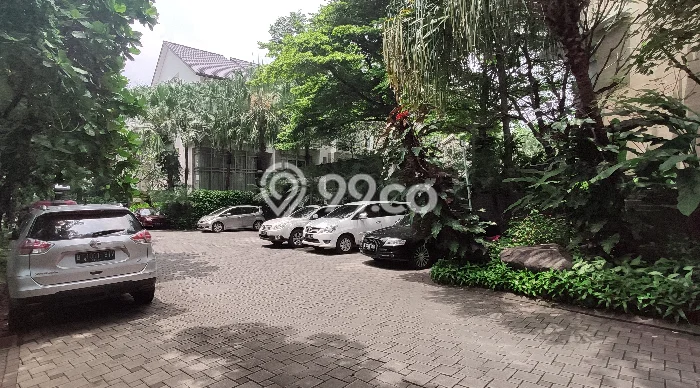 Rumah Elit LB 372m2 Siap Huni Desain Elegan di Kedoya, Jakarta Barat Rumah Elit LB 372m2 Siap Huni Desain Elegan di Kedoya, Jakarta Barat