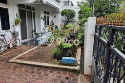 Rumah Luxury Modern Siap Huni di Intercon Jakarta Barat Rumah Luxury Modern Siap Huni di Intercon Jakarta Barat