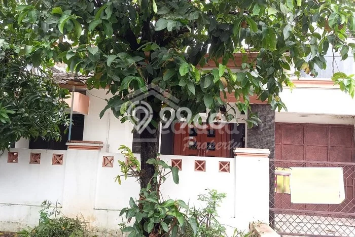 Lokasi strategis! Rumah siap pakai disewakan di Pedurungan LB 100m2 Lokasi strategis! Rumah siap pakai disewakan di Pedurungan LB 100m2
