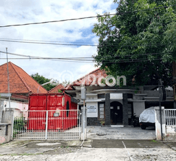 INVESTASI TEPAT! Rumah di Wonokromo, LT 631m² LB 631m² INVESTASI TEPAT! Rumah di Wonokromo, LT 631m² LB 631m²