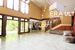 Rumah Asri area Setra Sari, 5 KT, Area Strategis, LT 10000m² Bangunan 600m² Rumah Asri area Setra Sari, 5 KT, Area Strategis, LT 10000m² Bangunan 600m²