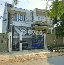 Jual Rumah Luas Megah Dengan View Cantik di Pulomas, Jakarta Timur Jual Rumah Luas Megah Dengan View Cantik di Pulomas, Jakarta Timur