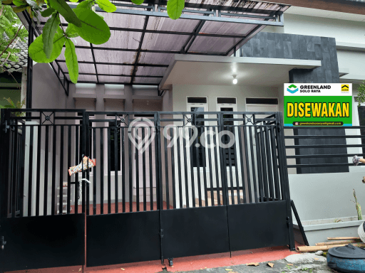 Lokasi strategis! Rumah siap pakai dikontrakkan di Jajar LB 80m2 Lokasi strategis! Rumah siap pakai dikontrakkan di Jajar LB 80m2