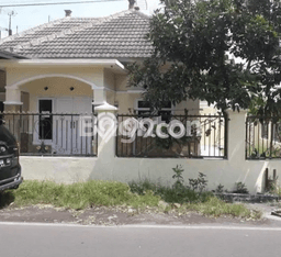Rumah Strategis 3 KT Luas Tanah 165m² di Blimbing, Malang Rumah Strategis 3 KT Luas Tanah 165m² di Blimbing, Malang