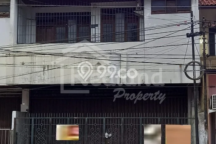 Rumah di Indraprasta, 2 KM, Design Modern, Luas 121m² Bangunan 210m² Rumah di Indraprasta, 2 KM, Design Modern, Luas 121m² Bangunan 210m²