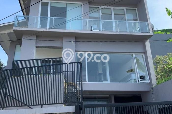 LIMITED OFFER! Rumah Premium di Parongpong, LT 203m2m² LB 183m2m² LIMITED OFFER! Rumah Premium di Parongpong, LT 203m2m² LB 183m2m²
