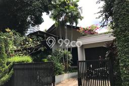 Rumah Elit Modern Tanpa Renovasi di Kuningan Jakarta Selatan Rumah Elit Modern Tanpa Renovasi di Kuningan Jakarta Selatan