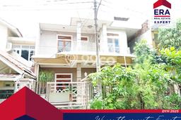 HOT DEAL! Rumah Premium area Cakung, Jakarta Timur, Luas 200m² LB 300m² HOT DEAL! Rumah Premium area Cakung, Jakarta Timur, Luas 200m² LB 300m²