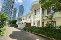 PROPERTI PILIHAN! Rumah area Kemang, LT 404m² LB 494m² PROPERTI PILIHAN! Rumah area Kemang, LT 404m² LB 494m²