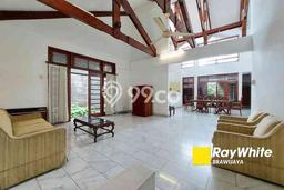 Disewakan! Rumah 4 Kamar Tidur &
3 Kamar Mandi di Cipete, Jakarta Selatan Disewakan! Rumah 4 Kamar Tidur &
3 Kamar Mandi di Cipete, Jakarta Selatan