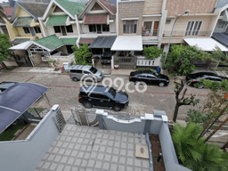 Rumah 4 KT 3 KM Luas Tanah 161m², LB 161m² di Pantai Indah Kapuk, Jakarta Utara Rumah 4 KT 3 KM Luas Tanah 161m², LB 161m² di Pantai Indah Kapuk, Jakarta Utara