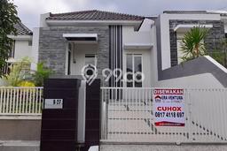 Sewa cepat rumah minimalis strategis 5 Kamar di Dau, Malang Sewa cepat rumah minimalis strategis 5 Kamar di Dau, Malang