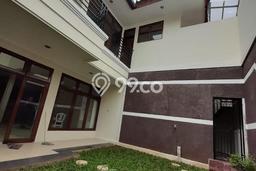 Dijual Rumah Luas Megah Dengan View Cantik di Pondok Indah, Jakarta Selatan Dijual Rumah Luas Megah Dengan View Cantik di Pondok Indah, Jakarta Selatan