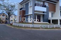 Rumah cantik bangunan mandiri di Cluster Vineyard The Green,Bsd Rumah cantik bangunan mandiri di Cluster Vineyard The Green,Bsd