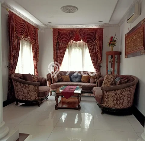 Ready to Use! Premium House LT 1300m2 Desain Elegan di BSD Bukit Golf Ready to Use! Premium House LT 1300m2 Desain Elegan di BSD Bukit Golf