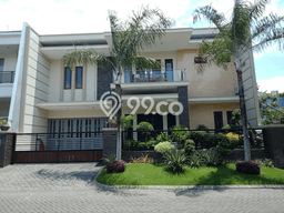 Rumah 5 Kamar Dekat dengan Akses Transportasi, Surabaya - Harga Terjangkau Rumah 5 Kamar Dekat dengan Akses Transportasi, Surabaya - Harga Terjangkau