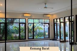 MURAH!! Rumah di Kemang Jakarta Selatan MURAH!! Rumah di Kemang Jakarta Selatan