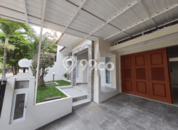 Rumah cantik minimalis di Perumahan Candi Golf Rumah cantik minimalis di Perumahan Candi Golf