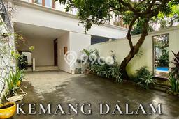 Rumah Elit LB 400m2 Siap Huni Desain Elegan di Kemang, Jakarta Selatan Rumah Elit LB 400m2 Siap Huni Desain Elegan di Kemang, Jakarta Selatan