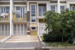 Bisa KPR! Rumah Asri area Gading Serpong IL Lago, LT 153m² LB 154m² Bisa KPR! Rumah Asri area Gading Serpong IL Lago, LT 153m² LB 154m²