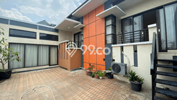 Hunian Mewah Dijual LT 228m2 di Pasar Rebo, Jakarta Timur Hunian Mewah Dijual LT 228m2 di Pasar Rebo, Jakarta Timur