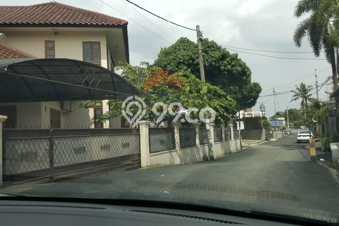 Rumah Elit Modern Tanpa Renovasi di Buah Batu Bandung Rumah Elit Modern Tanpa Renovasi di Buah Batu Bandung