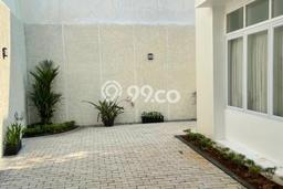 SPECIAL LISTING! Rumah area , 3 KM, Dekat Pusat Kota, LT 400m2m² LB 300m2m² SPECIAL LISTING! Rumah area , 3 KM, Dekat Pusat Kota, LT 400m2m² LB 300m2m²