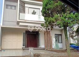 Kesempatan Memiliki Properti di Pusat Kota Mekar Wangi, Bandung - 4 Kamar Tidur Kesempatan Memiliki Properti di Pusat Kota Mekar Wangi, Bandung - 4 Kamar Tidur