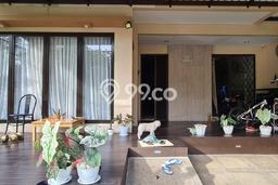 Rumah Luxury Modern Tanpa Renovasi di BSD Eminent Tangerang Rumah Luxury Modern Tanpa Renovasi di BSD Eminent Tangerang