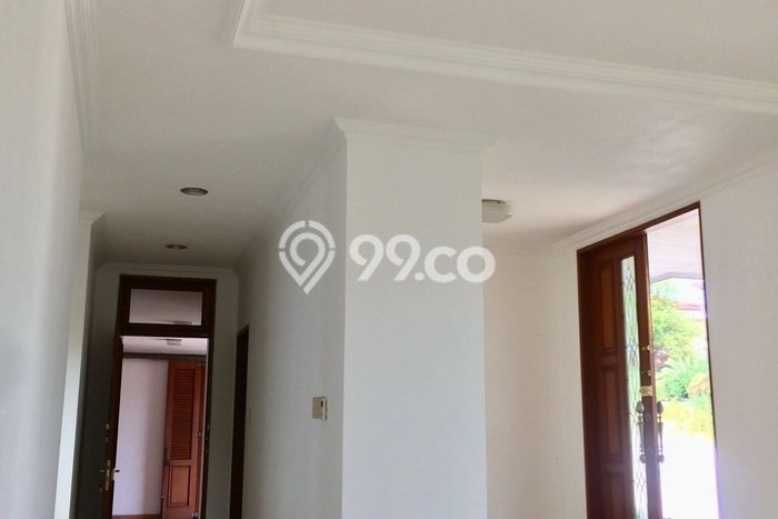 Rumah Asri di , 4 KM, Luas 500m2m² LB 800m2m² Rumah Asri di , 4 KM, Luas 500m2m² LB 800m2m²