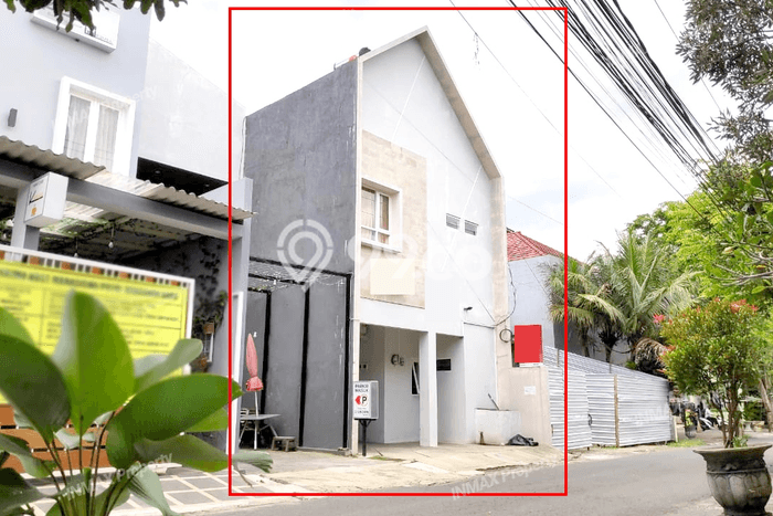 For Sale! Luxury House LT 280m2 Desain Modern di Tunggulwulung For Sale! Luxury House LT 280m2 Desain Modern di Tunggulwulung